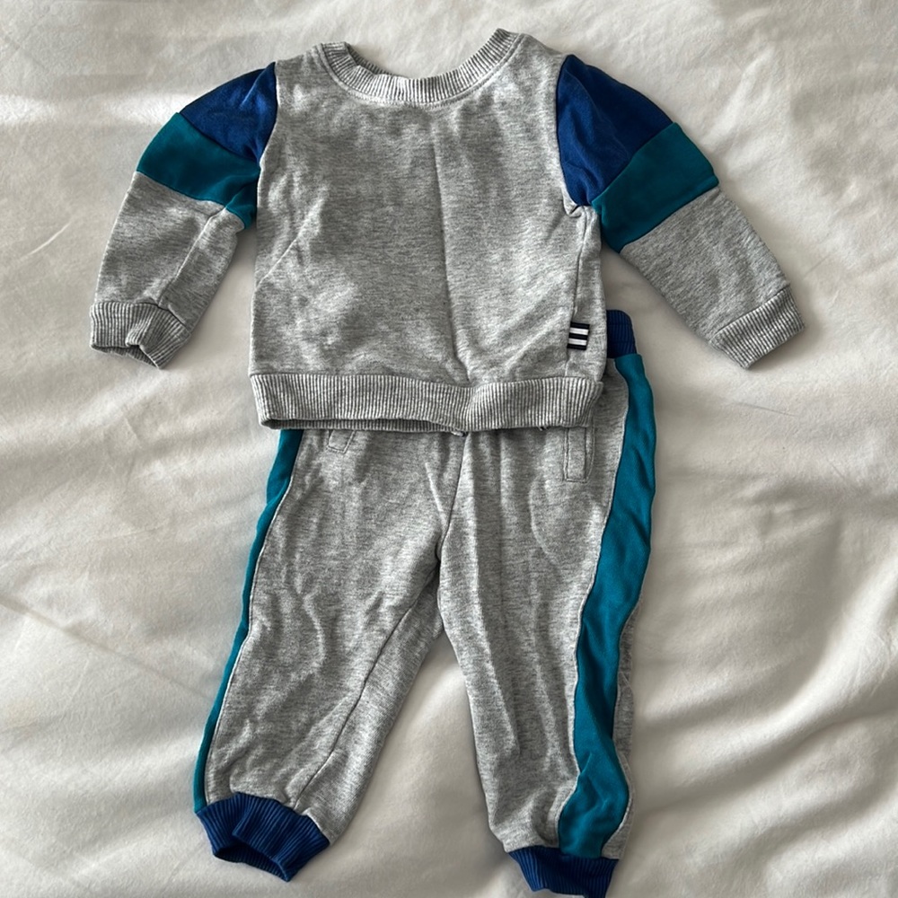 Sweatsuit